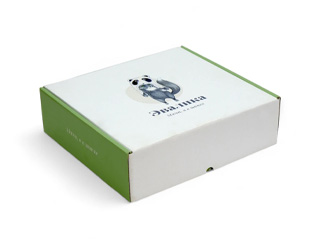 Картонная коробка-шкатулка с замками-ушками 265х248х80 мм