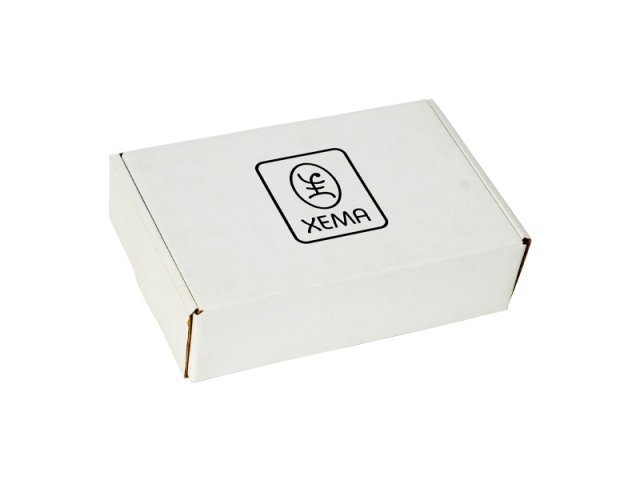 Прямоугольная коробочка из картона с откидывающейся крышкой, из белого микрогофрокартона, с печатью, 185х160х60 мм